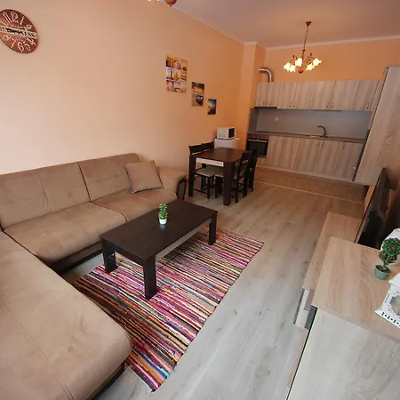 Menada Yurta Apartamento